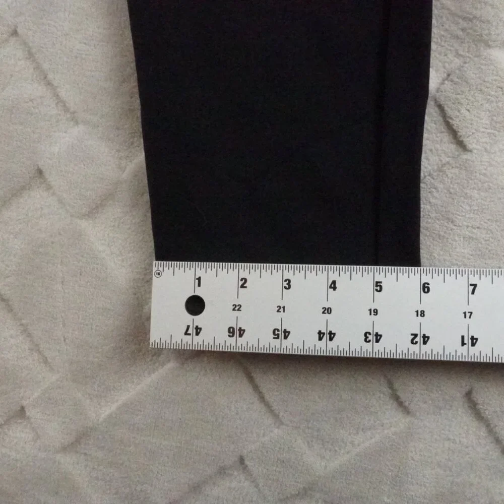 Athleta Black Women's Pants - Picture 8 of 10